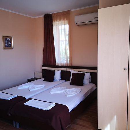 Respekt Guest House Pantai Sunny Bilik gambar