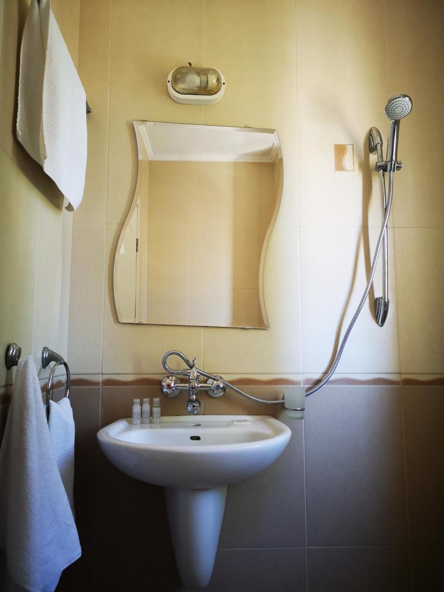 Respekt Guest House Pantai Sunny Bilik gambar